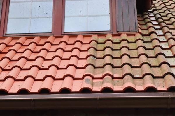 How Weather Affects Roof Replacement in Ludlow